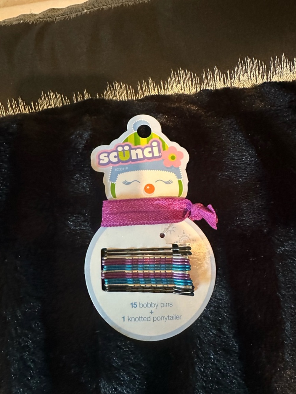 Free Shipping & Bobby Pin/Hair Tie 🐧